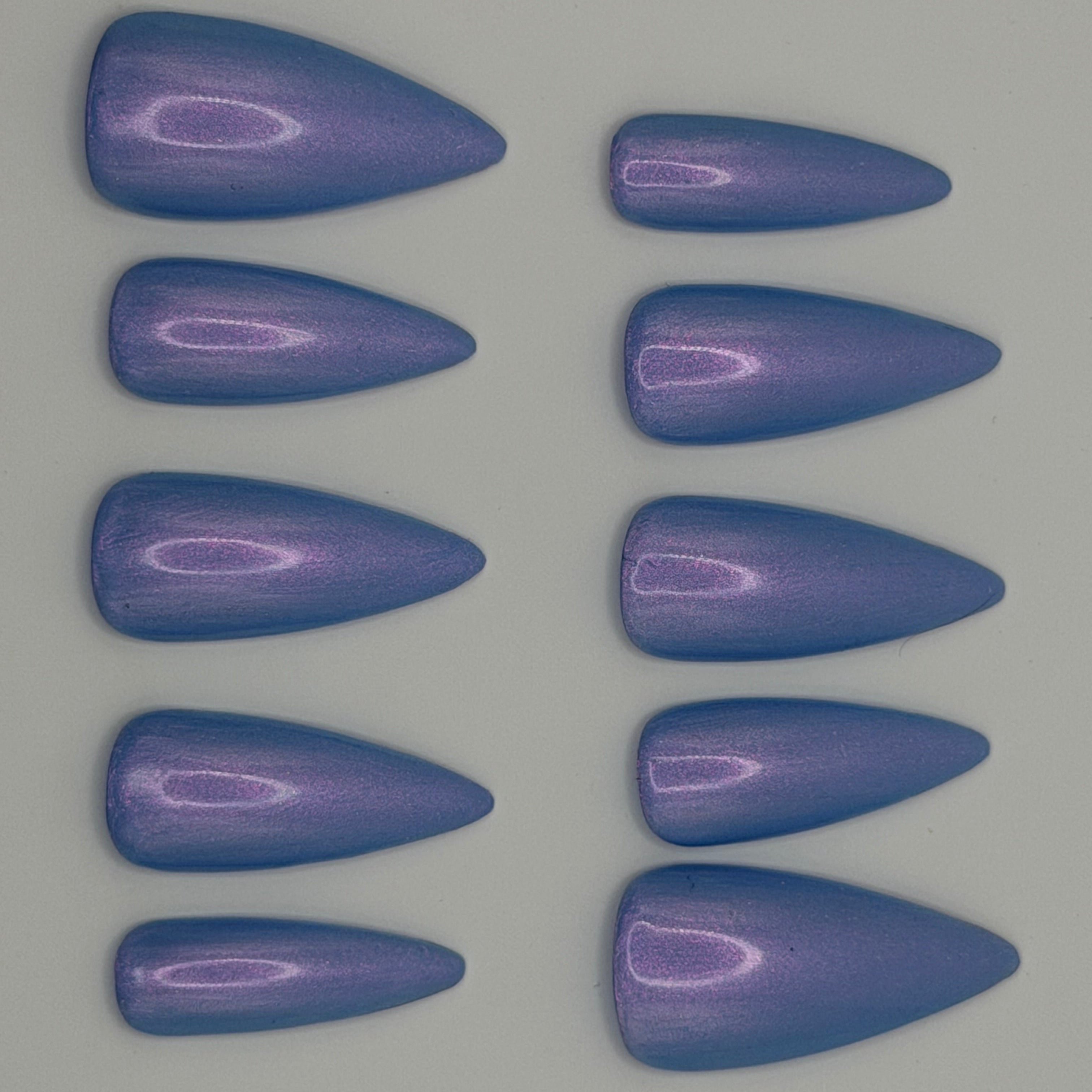 Vitamin Glow press-on nails featuring Holo Taco's deep blue-purple duochrome polish, painted by smll cnvs